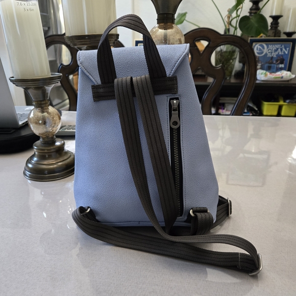 everywhere belt bags lululemon Athletica Bag 1L (Asphalt Grey) : Sports & Outdoors day pack Jansport Big Student Backpack Material:Waxed Canvas $389 Once you find your